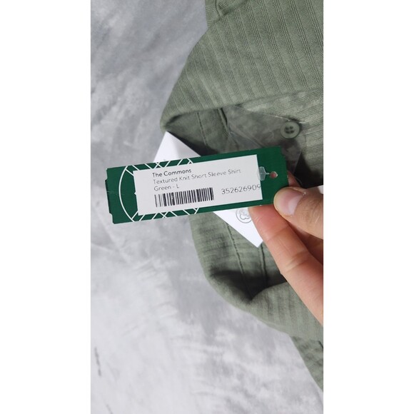 The Commons Men's Green Large Textured Cotton Blend Knit Short Sleeve Shirt NWT - Picture 3 of 9